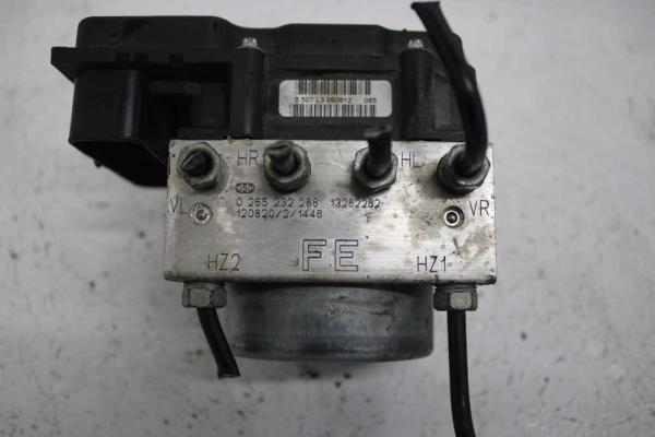 BLOC ABS OPEL CORSA D ( FE ) - Vue 2